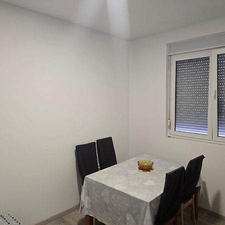 Apartment Anton Трогір Екстер'єр фото